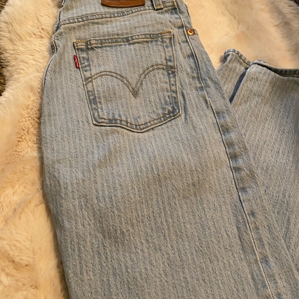 Vintage Levis - Picture 2 of 4